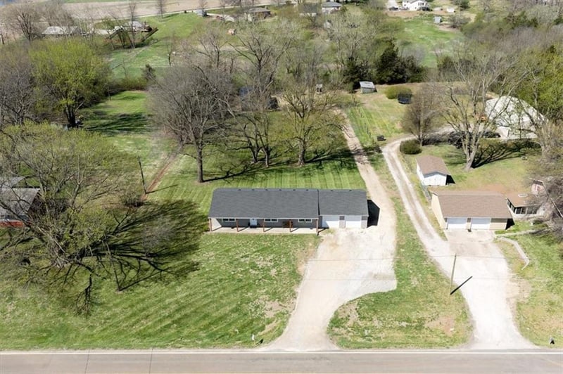 34287 167th St, Leavenworth, KS 66048