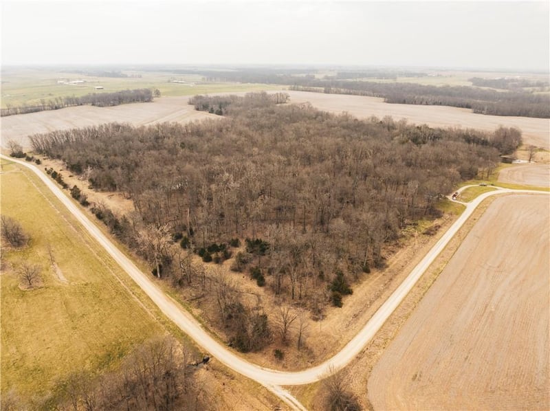 23720 Finn Dr, Laclede, MO 64651
