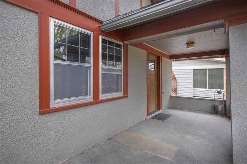 5927 Cherry St, Kansas City, MO 64110