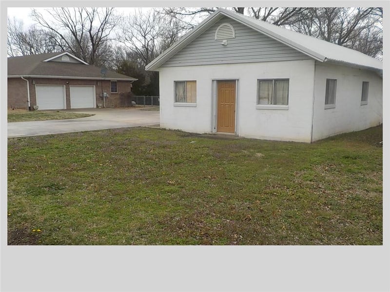 603 Cheyenne St, Coffeyville, KS 67337