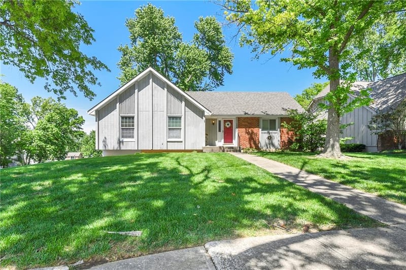 10941 Nieman Rd, Overland Park, KS 66210