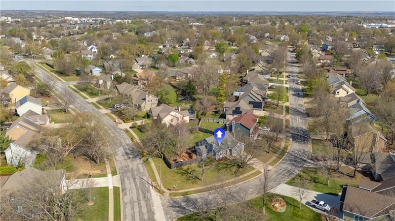 1029 Eldridge St, Lawrence, KS 66049