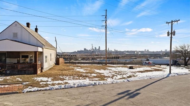 205 Orchard St, Kansas City, KS 66101