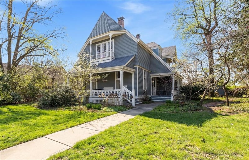 222 Gay St, Warrensburg, MO 64093