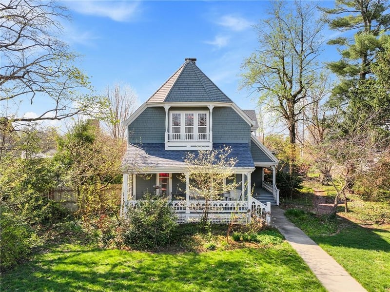 222 Gay St, Warrensburg, MO 64093