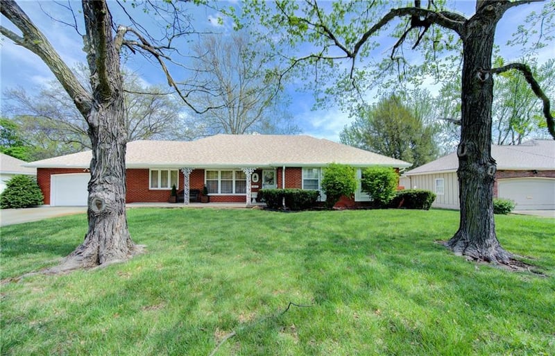 6617 Sterling Ave, Raytown, MO 64133