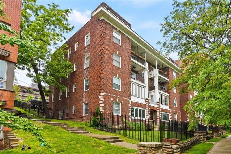 4436 J C Nichols Pw #1 S, Kansas City, MO 64111