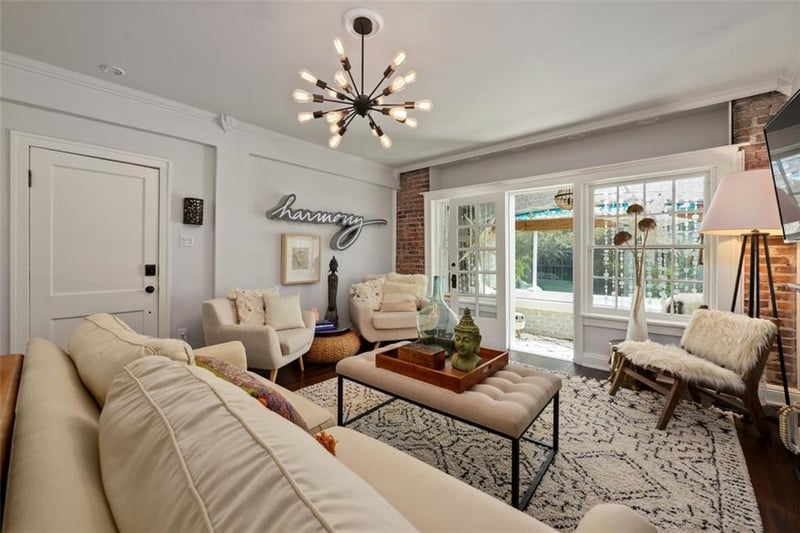 4436 J C Nichols Pw #1 S, Kansas City, MO 64111