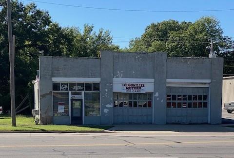 2007 Broadway St, Pittsburg, KS 66762