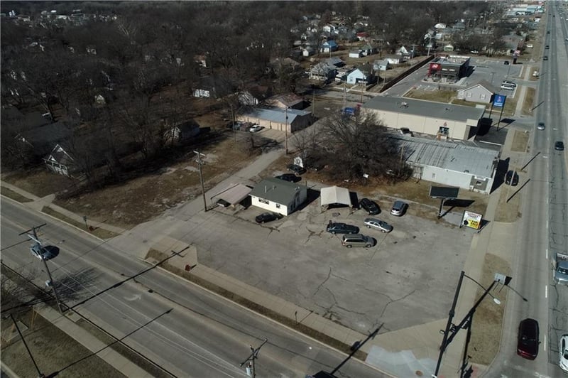 2007 Broadway St, Pittsburg, KS 66762