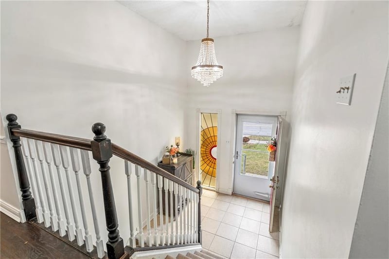 3502 Lake Dr, Lee's Summit, MO 64064