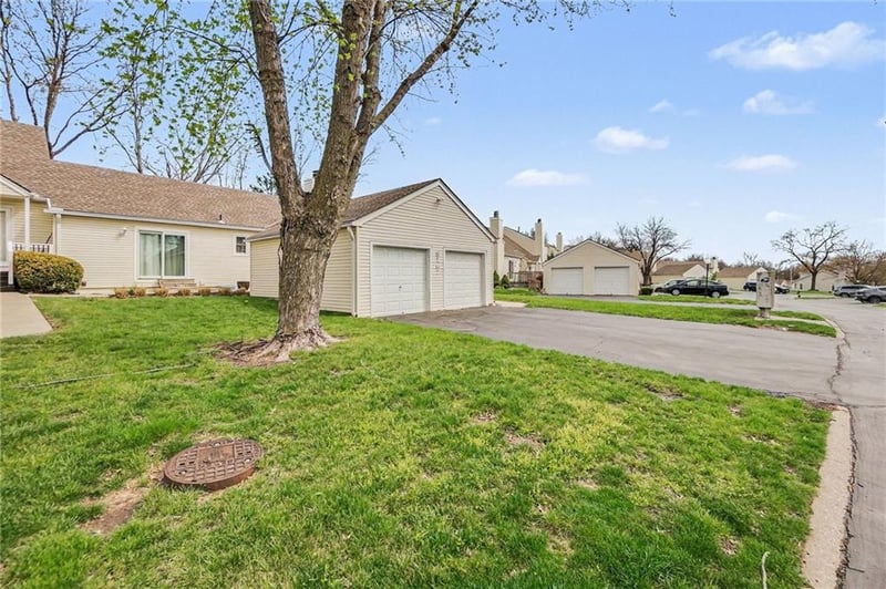 8267 Revere Ave, Kansas City, MO 64151