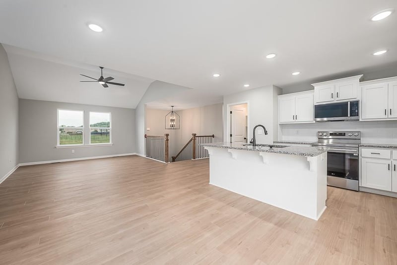 905 2nd St, Perry, KS 66073