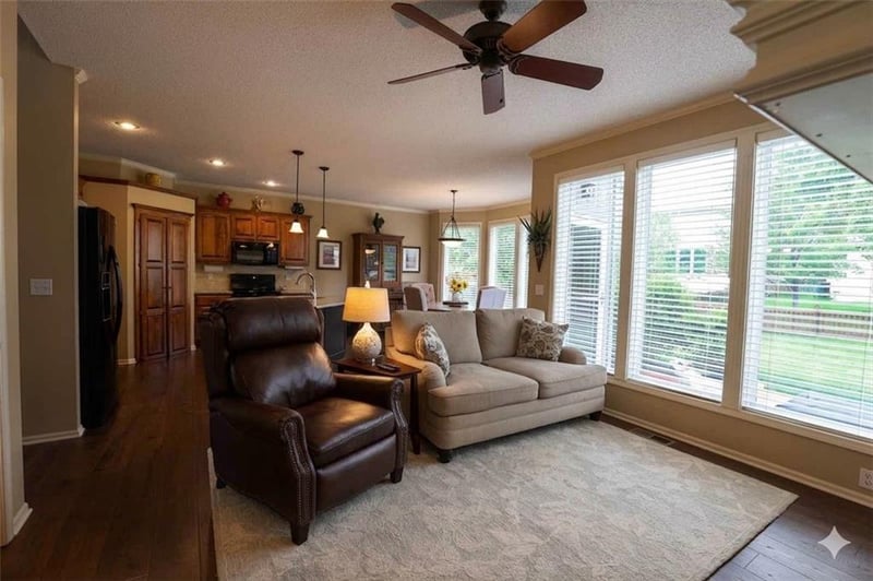 20756 121 St, Olathe, KS 66061