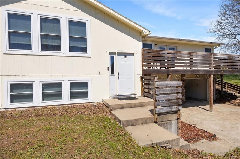 131 191st Rd, Warrensburg, MO 64093