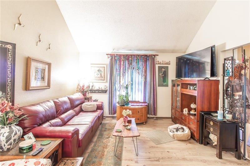 9028 96th Ter, Kansas City, MO 64134
