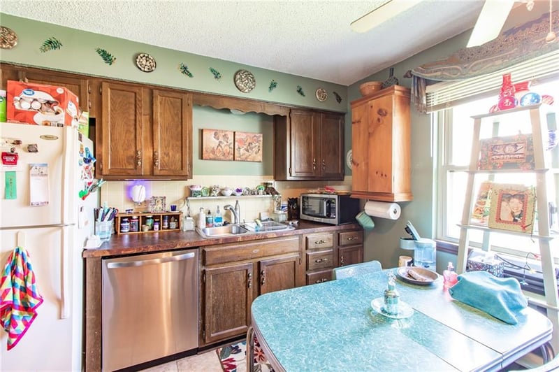 9028 96th Ter, Kansas City, MO 64134