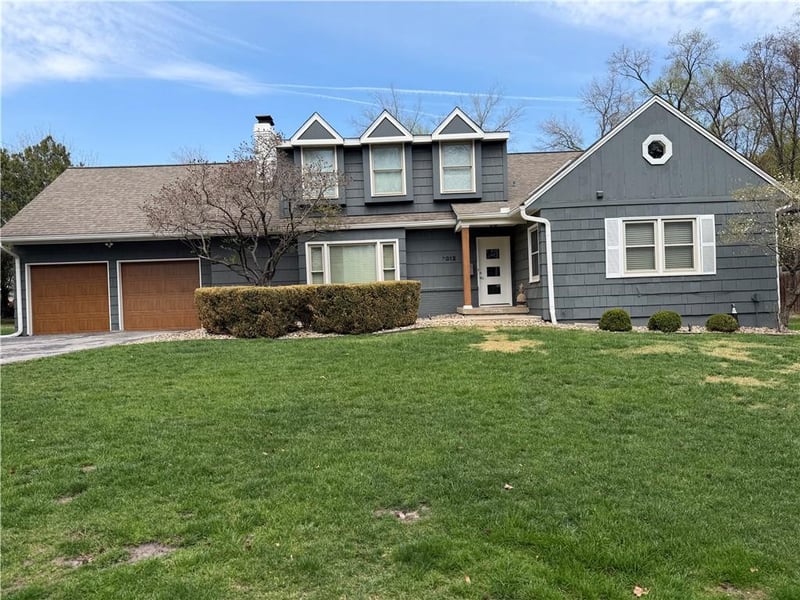 3812 Eastvale Dr, Fairway, KS 66205