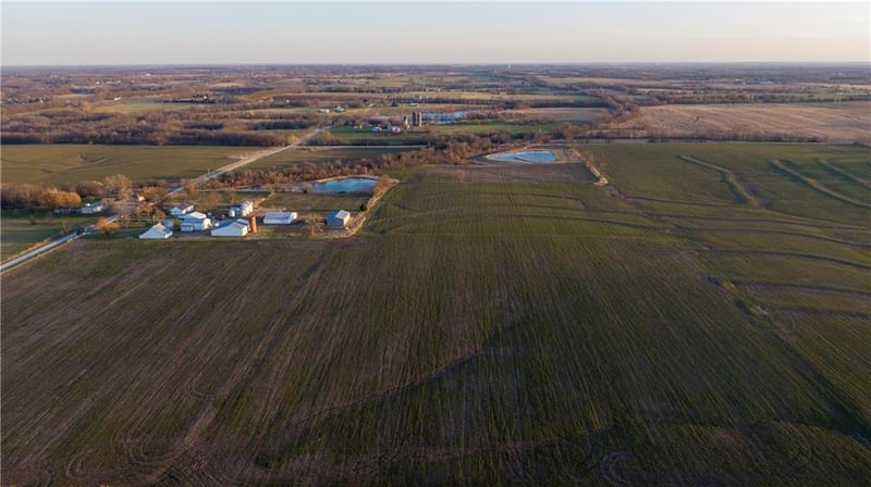 21212 Ore Rd, Pleasant Hill, MO 64080