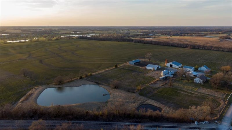 21212 Ore Rd, Pleasant Hill, MO 64080