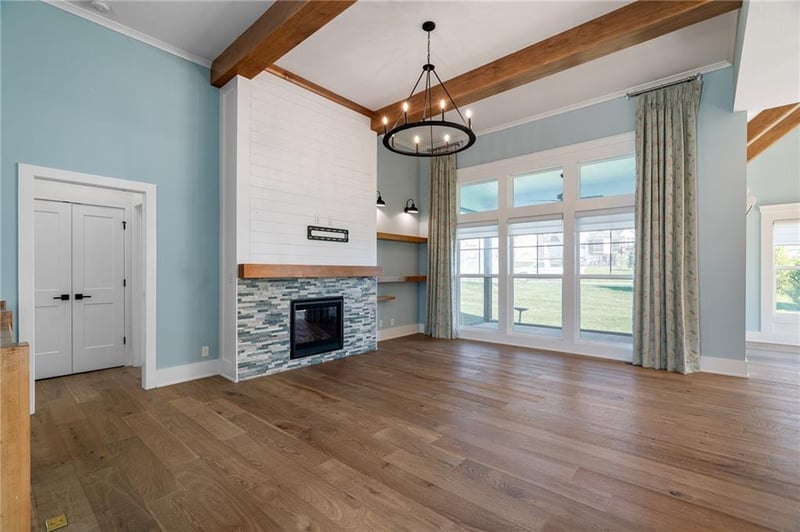 13300 174th Pl, Overland Park, KS 66221