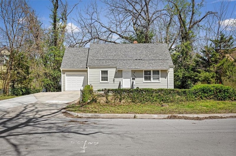 4307 Lister Ave, Kansas City, MO 64130