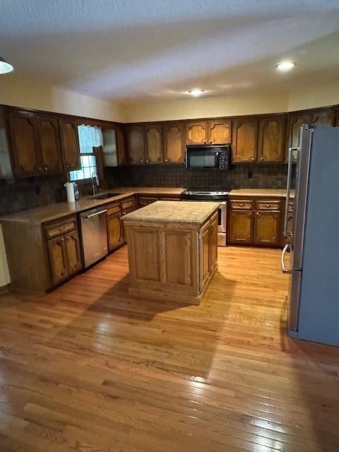 19220 87th Ln, Lenexa, KS 66220