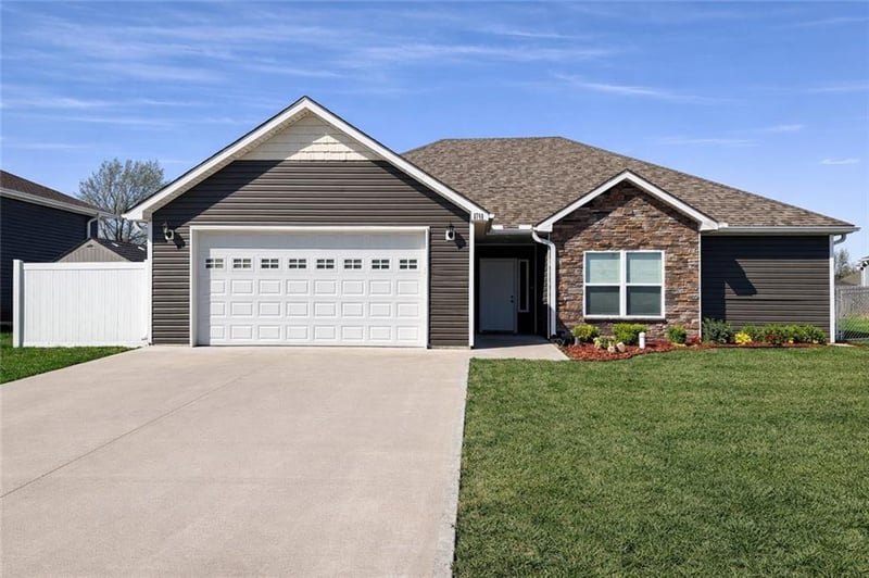 1700 6th Street Ter, Knob Noster, MO 65336