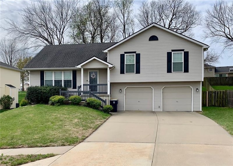 10611 86th Ter, Kansas City, MO 64153