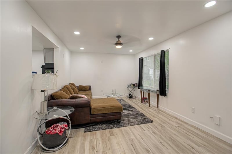 11268 Bales Ave, Kansas City, MO 64137