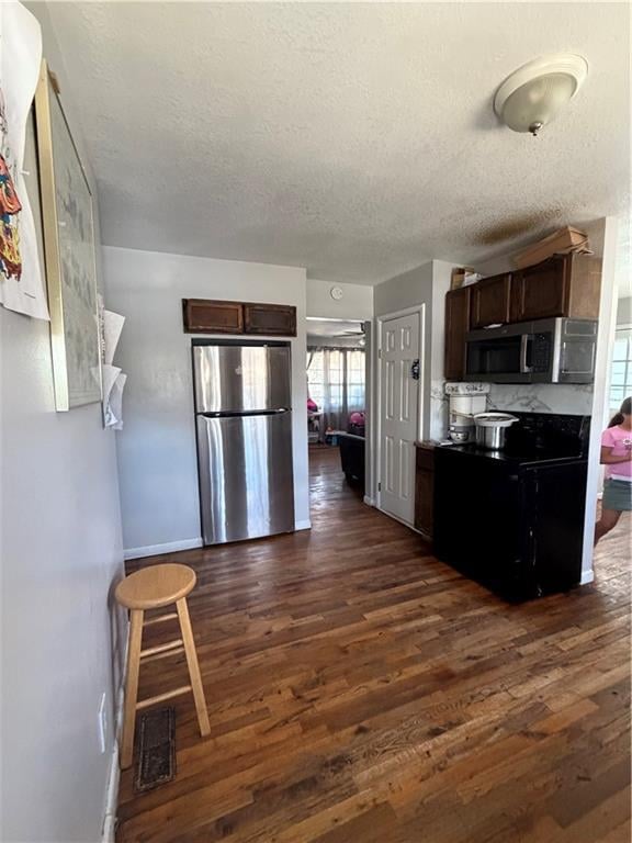 340 Topping Ave, Kansas City, MO 64123