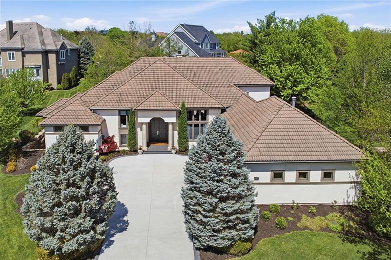 4824 W 144th Ter, Leawood, KS 66224