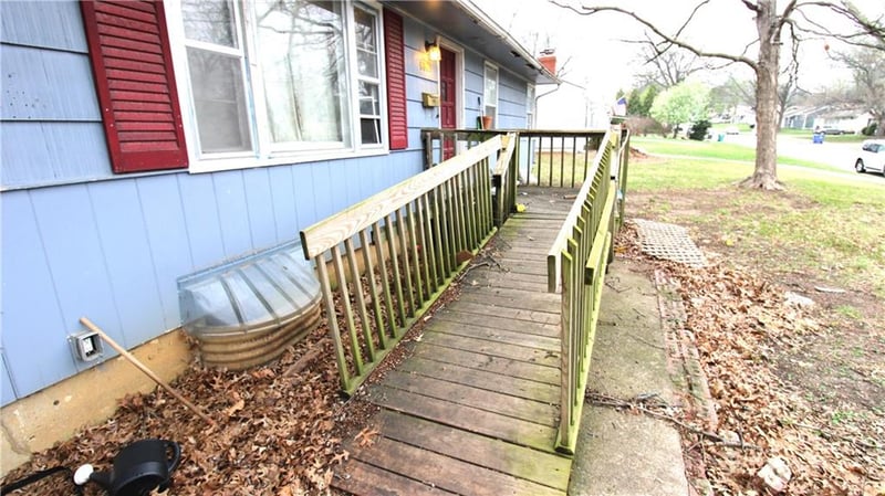 6809 W 72 Ter, Overland Park, KS 66204