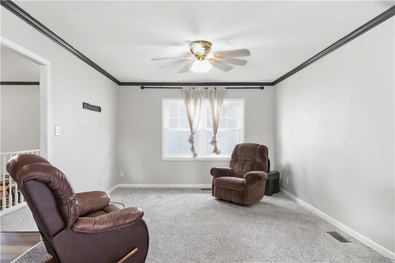 2407 Meadow Trl, St Joseph, MO 64503