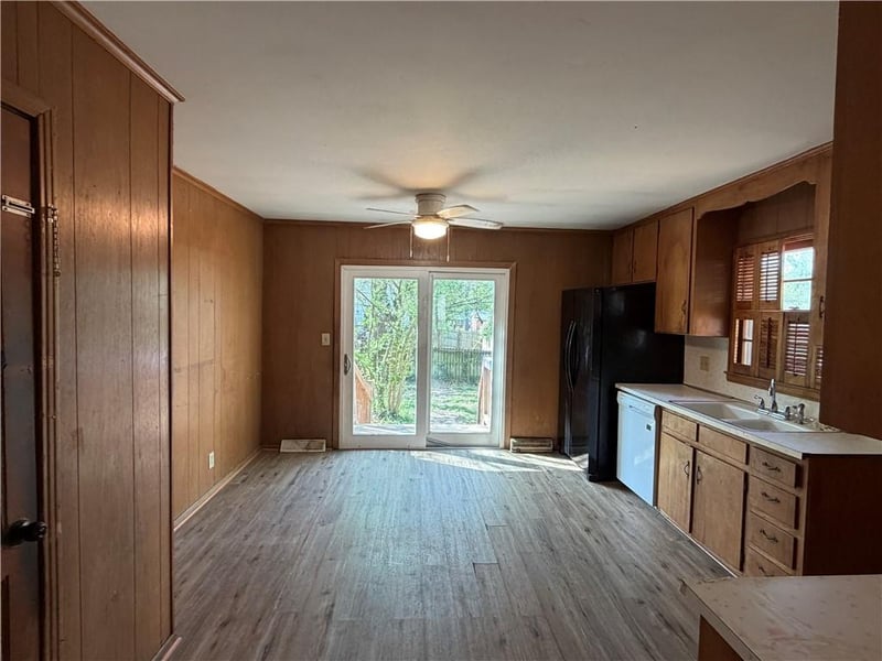 5503 97th St, Overland Park, KS 66207