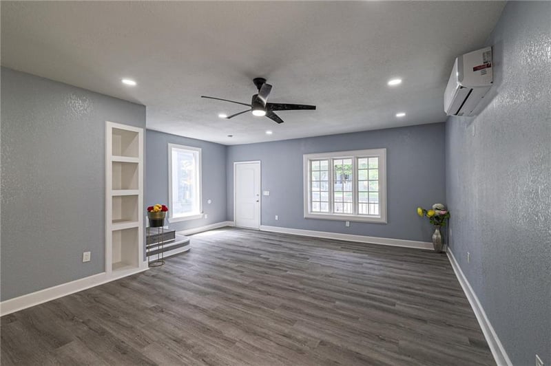 2517 Montgall Ave, Kansas City, MO 64127