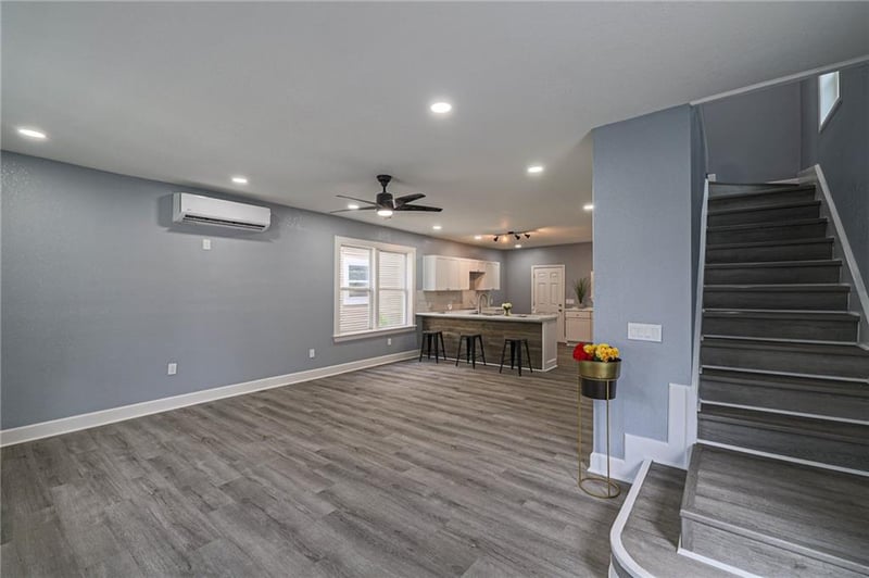 2517 Montgall Ave, Kansas City, MO 64127