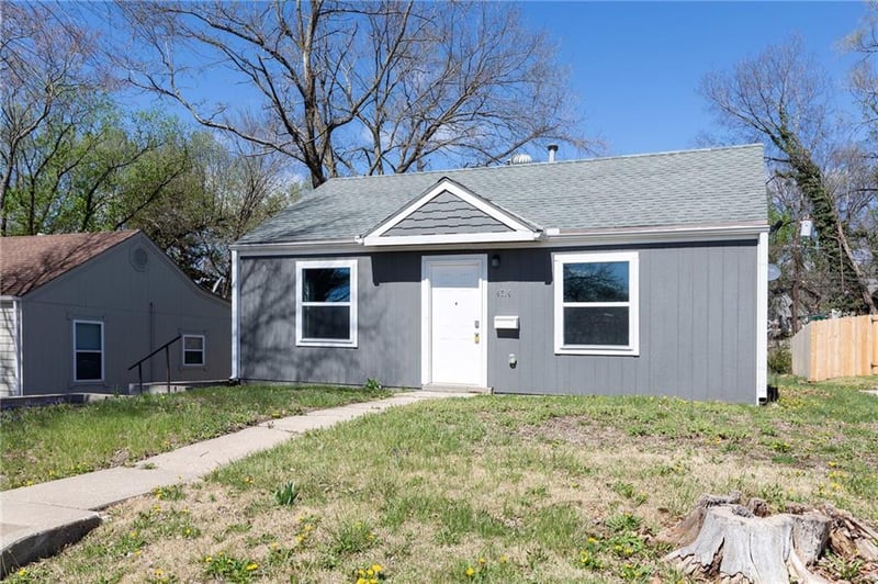 4714 Shawnee Dr, Kansas City, KS 66106