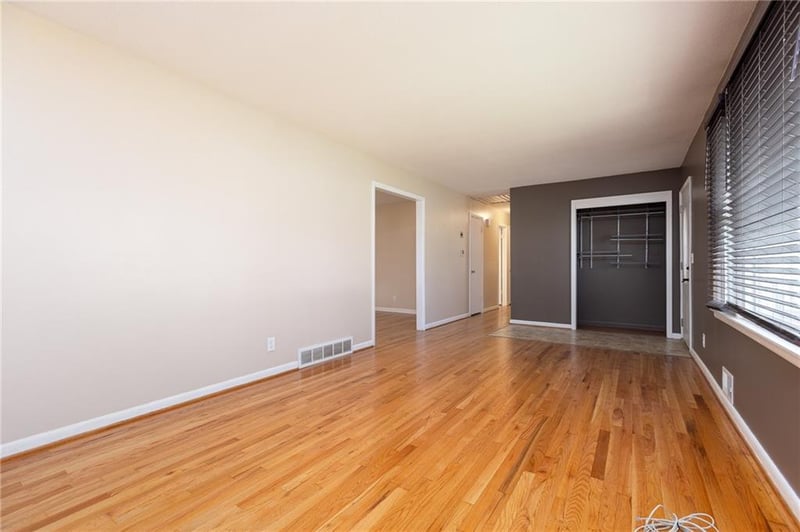 3101 66th Ter, Gladstone, MO 64119