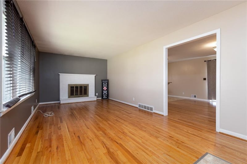 3101 66th Ter, Gladstone, MO 64119