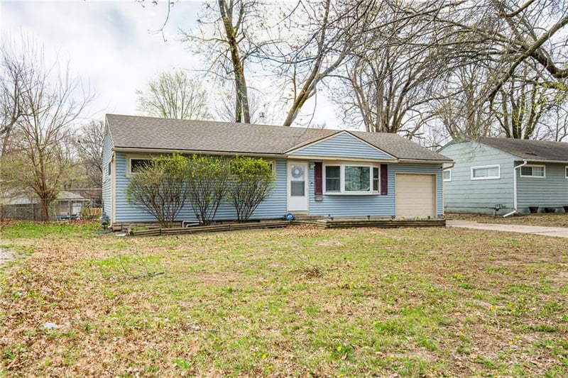 7407 111th Ter, Kansas City, MO 64134