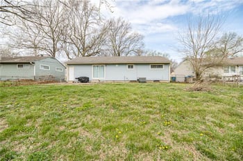7407 E 111th Ter, Kansas City, MO 64134