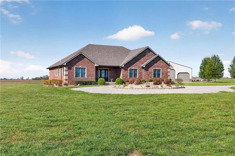 644 47 Hw, Girard, KS 66743