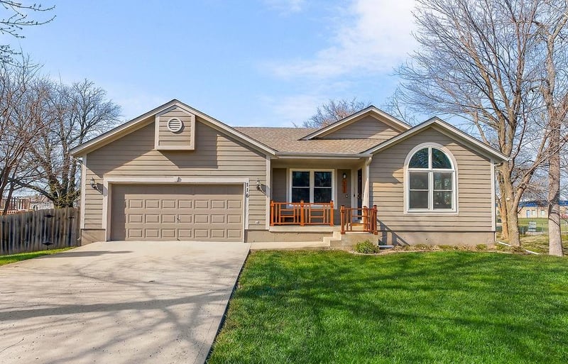116 Westhoff Pl, Gardner, KS 66030