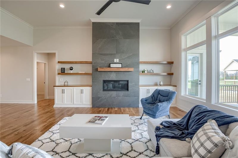 2717 91st Pl, Kansas City, MO 64156