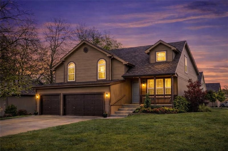 8801 N Kirkwood Ave, Kansas City, MO 64154