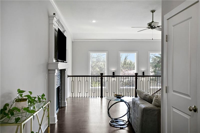 303 126th St, Kansas City, MO 64145