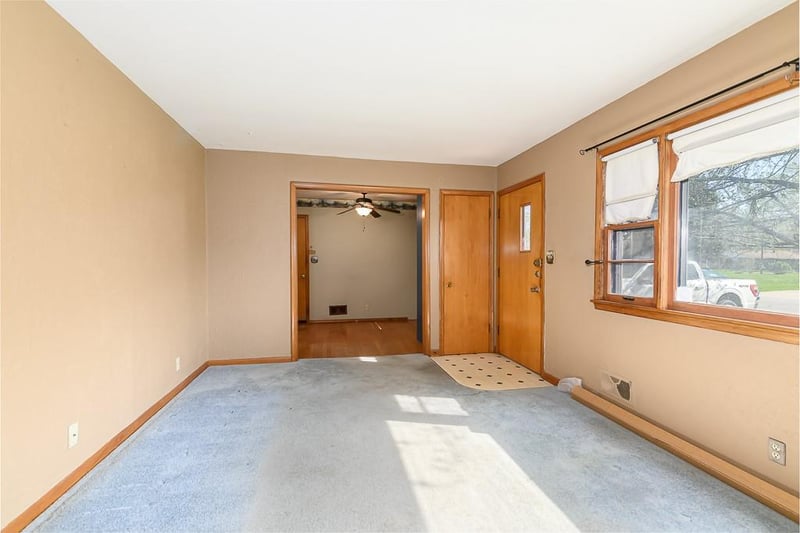 2606 Berry Ave, Independence, MO 64057