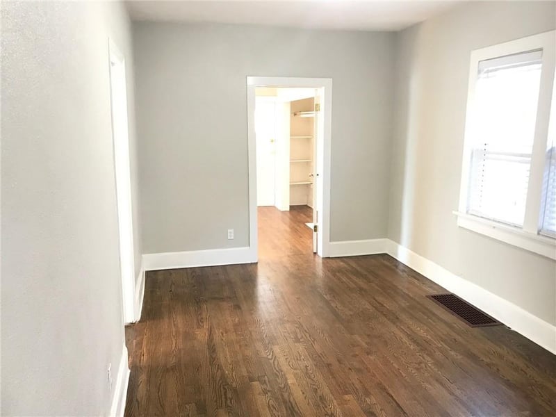 313 Olive St, Kansas City, MO 64124