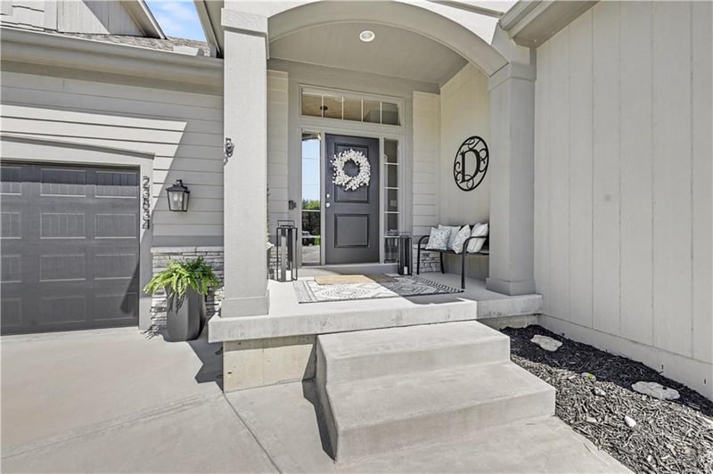23834 126 Ter, Olathe, KS 66061